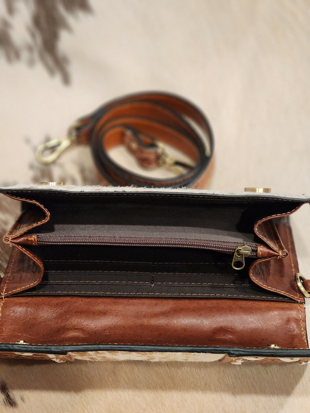 Crossbody Wallet Brown