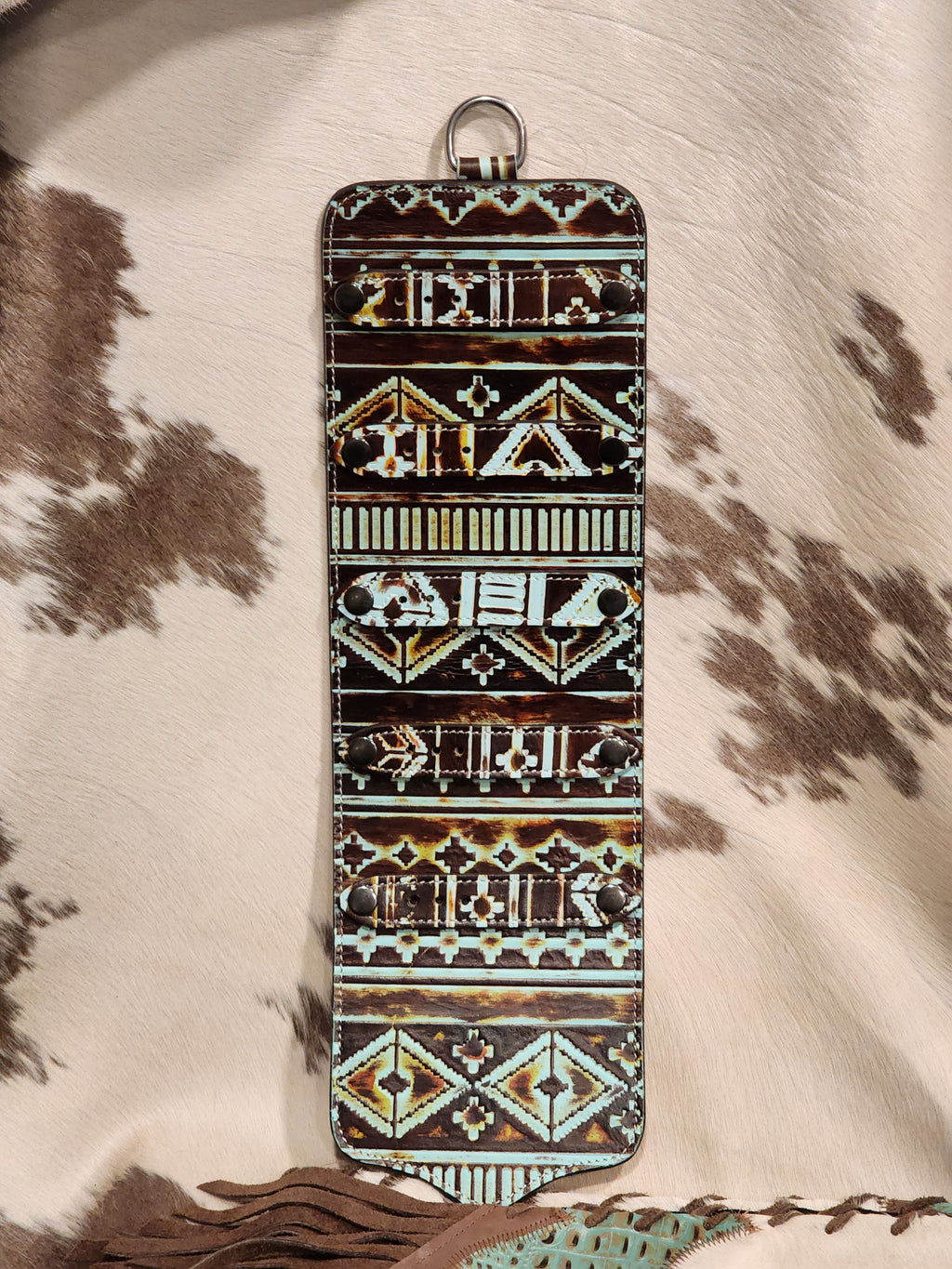 Buckle Holder